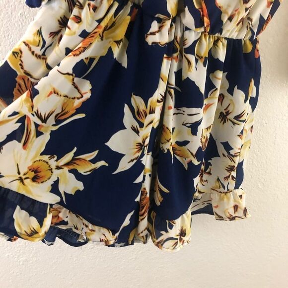 Sage Blue and yellow Floral Print Romper size M - Picture 2 of 6